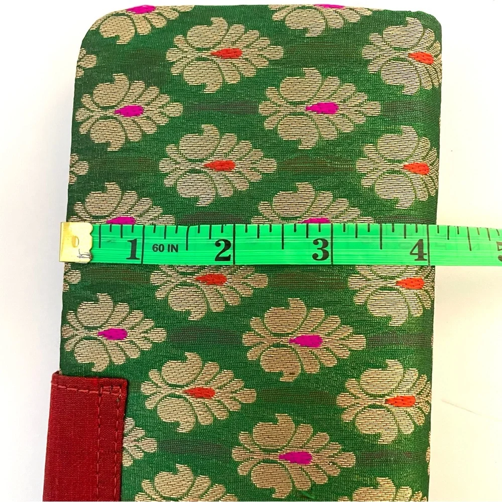 Clutch Bag with Zipper and Magnetic Button Closure Green Red Gold